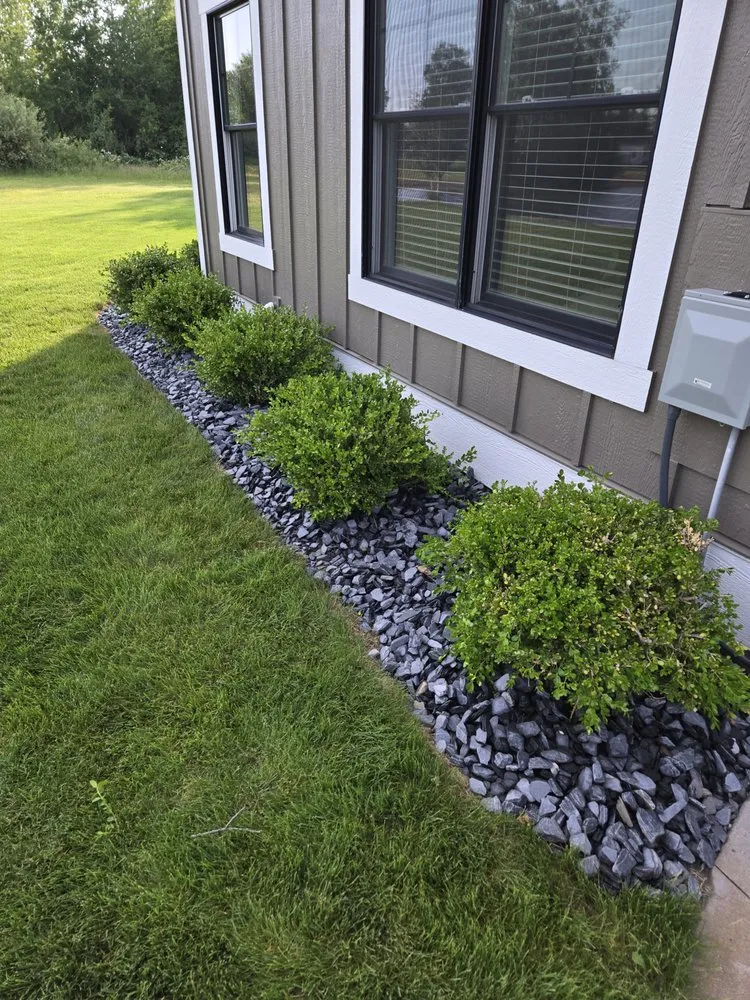 Top-rated residential landscaping experts serving Zeeland, MI - West Shore Lawn And Landscape