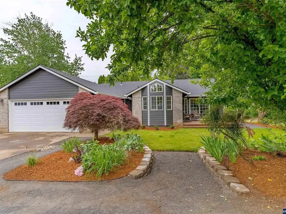 Trusted lawn care service experts serving Mount Angel, OR - West Side Maintenance