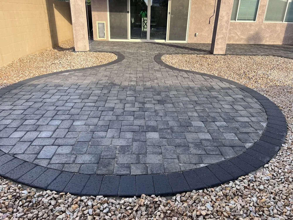 Reliable lawn care service experts serving Queen Creek, AZ - West View Landscape & Curbing