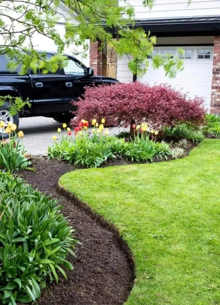 Custom landscaping services for beautiful yards across Elyria, OH - Westbrook Landscaping