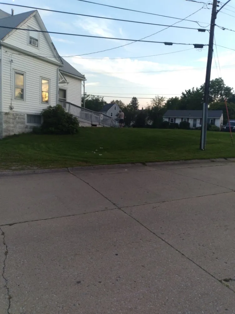 Expert yard maintenance in Elyria, OH - Westbrook Landscaping