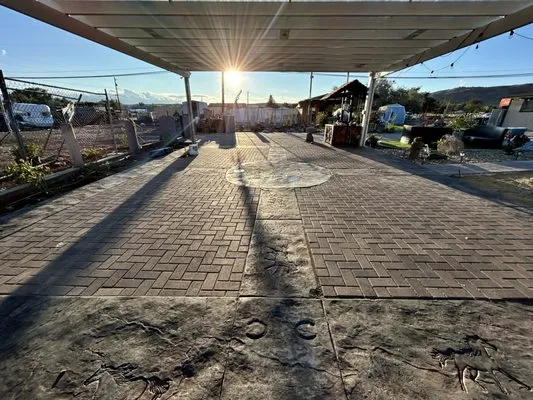 Western Bull Landscaping Logo