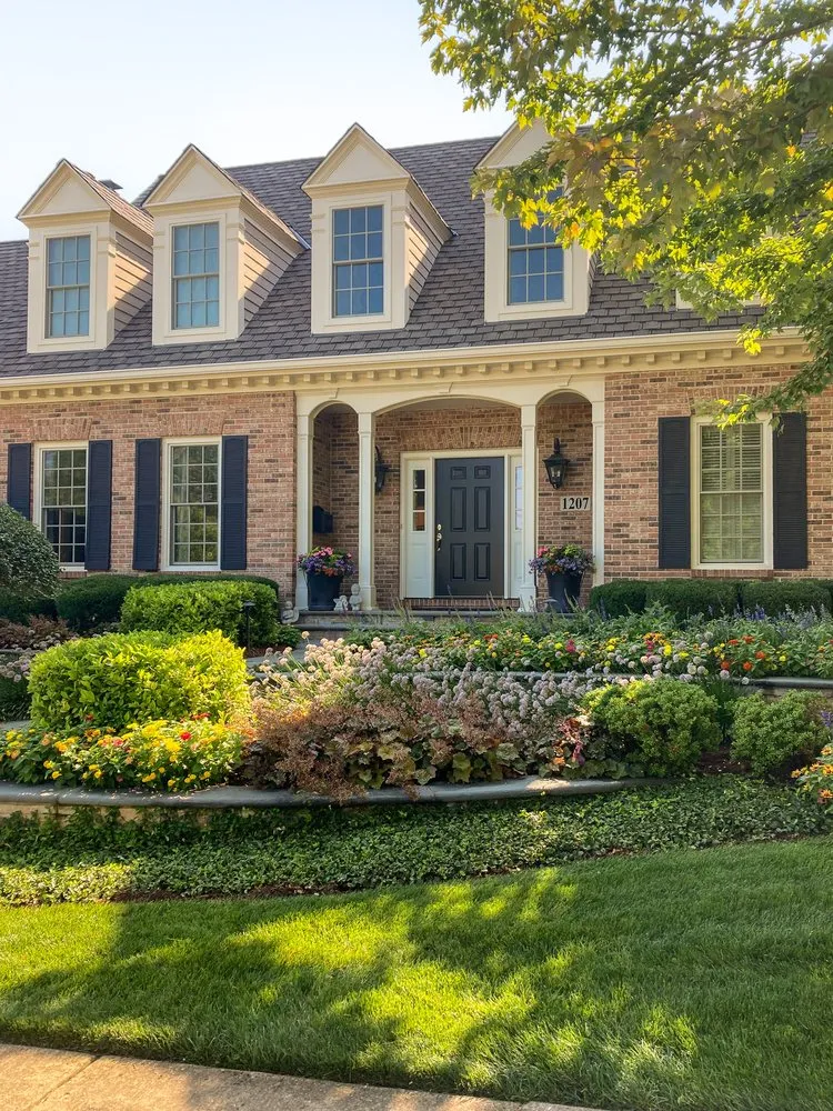 Expert yard maintenance for homes in Naperville, IL by Western Dupage Landscaping
