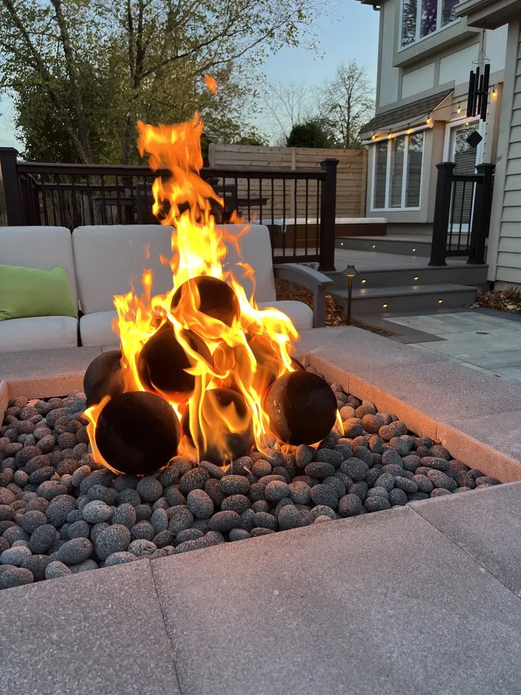 Top-rated garden landscaping with custom design in Naperville, IL by Western Dupage Landscaping