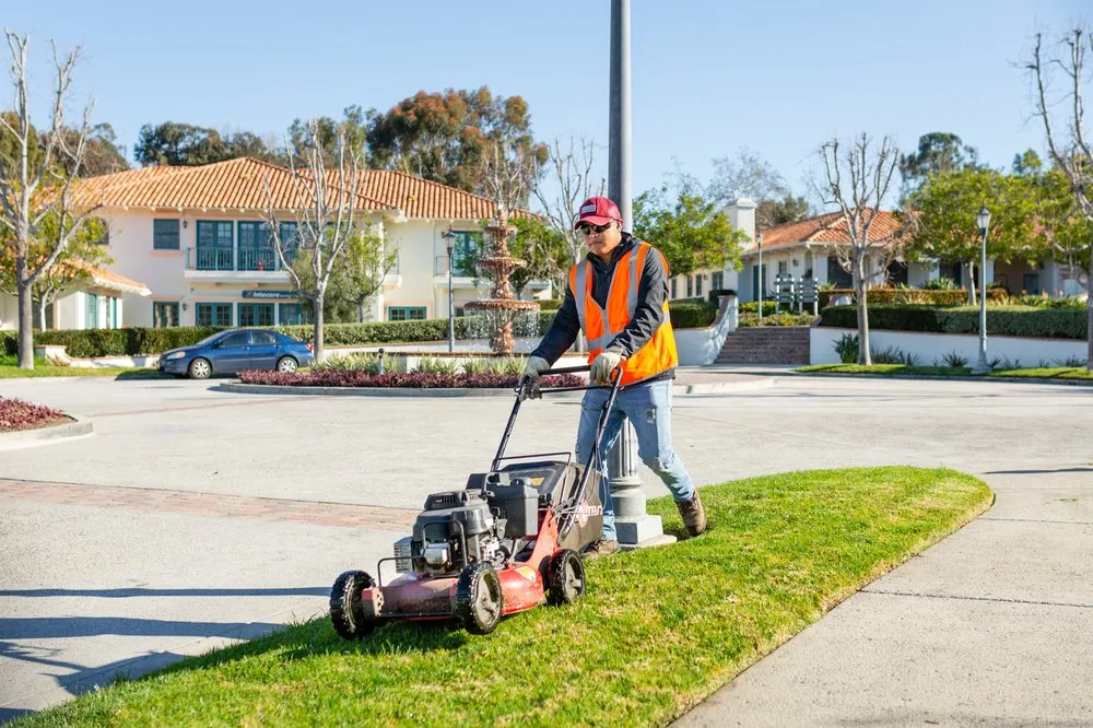 Reliable garden landscaping in San Clemente, CA - Western Landscape Maintenance Plus