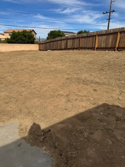 Reliable yard maintenance in Hemet, CA by Western Weed Abatement