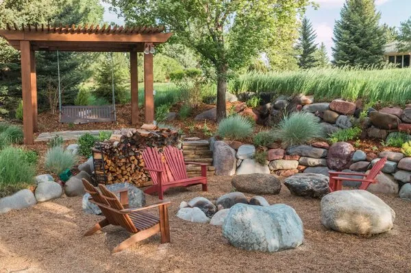 Westridge Landscapes Logo