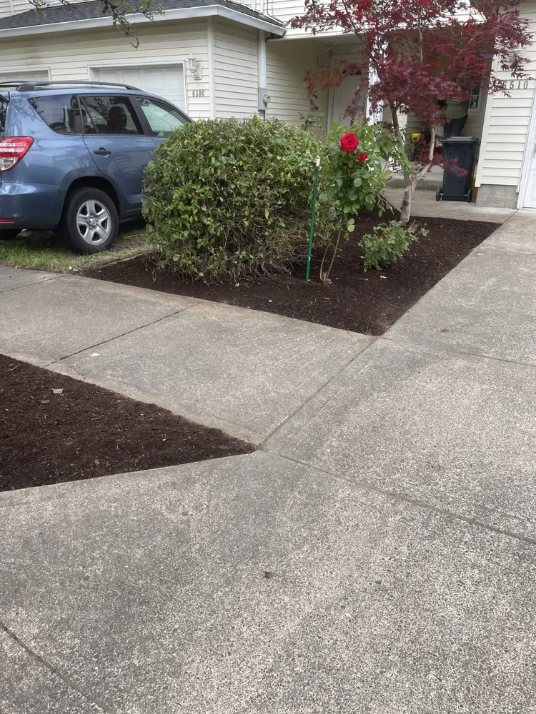 Custom residential landscaping with custom design in Beaverton, OR by Westside Landscape