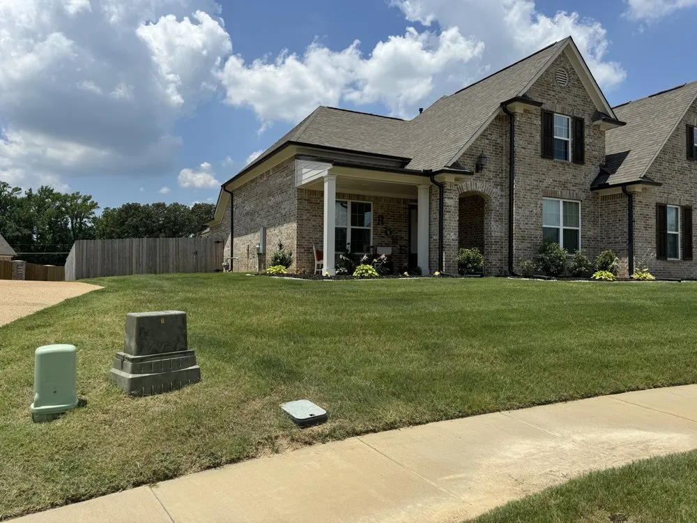 Custom garden landscaping for homes in Olive Branch, MS by WEW Lawn Care