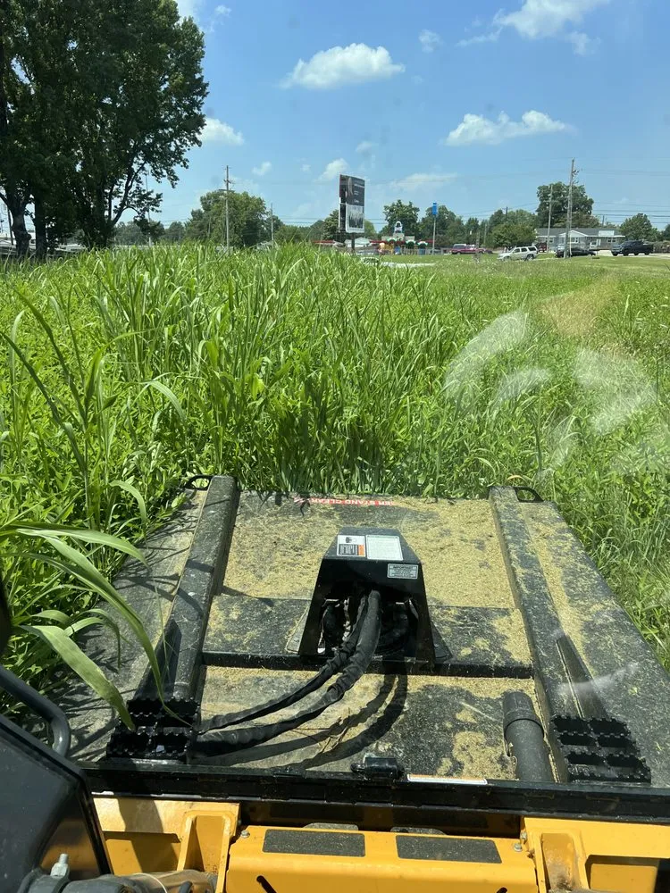 Professional yard cleanup service for homes across Jonesboro, AR - Wewers LandworX