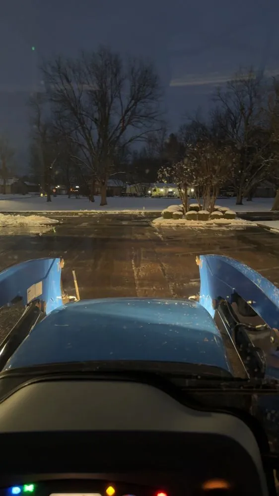 Reliable yard cleanup service for beautiful yards across Jonesboro, AR - Wewers LandworX