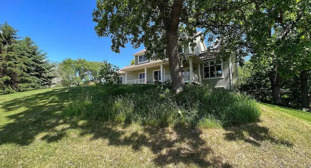 Custom landscape design in Atlanta, GA by Weybridge Lawn Services