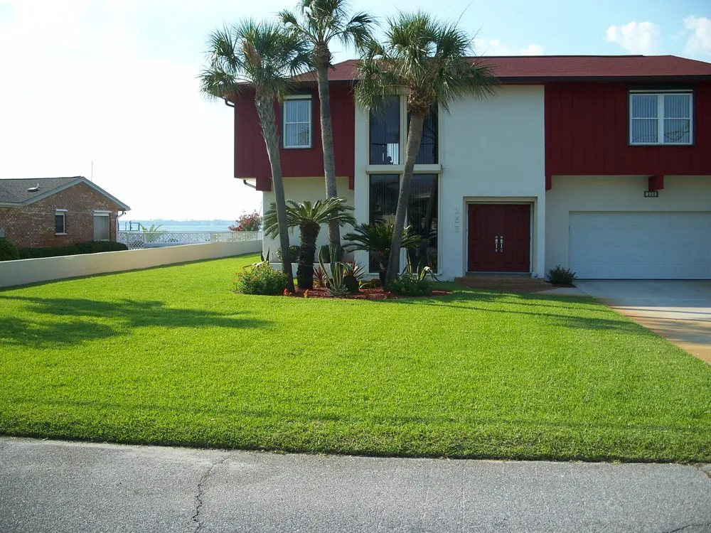 Top-rated lawn mowing service near you across Pensacola, FL - WFL Turf Services