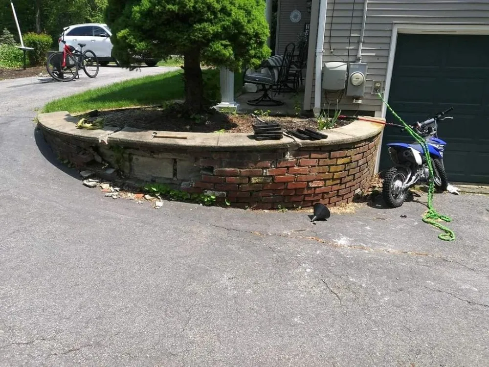 Custom lawn care service for beautiful yards in Lynn, MA by W&G Landscaping & Masonry