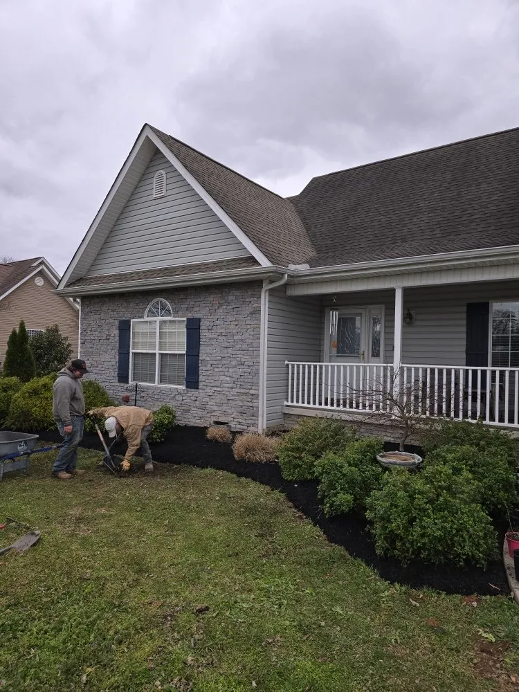 Custom garden landscaping in Knoxville, TN - Whaley Property Management