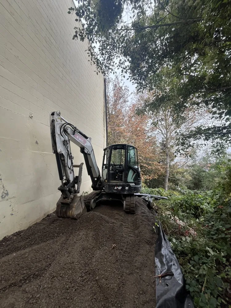 Local yard maintenance experts serving Bellingham, WA - Whatcom Excavation