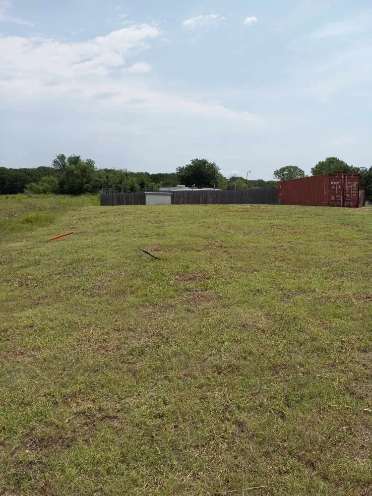 Top-rated outdoor landscaping in Ardmore, OK - Whatley's White Glove Services