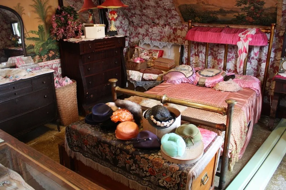 Professional lawn mowing service experts serving Jupiter, FL - Whatstump