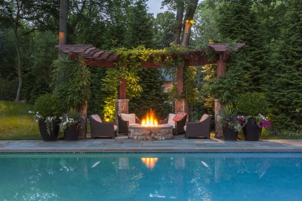 Reliable lawn mowing service for beautiful yards across Vienna, VA - Wheat's Landscape