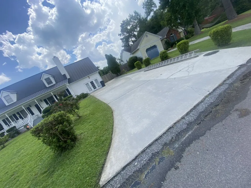 Local lawn mowing service for homes across Wilmington, NC - Wheelie Clean Services