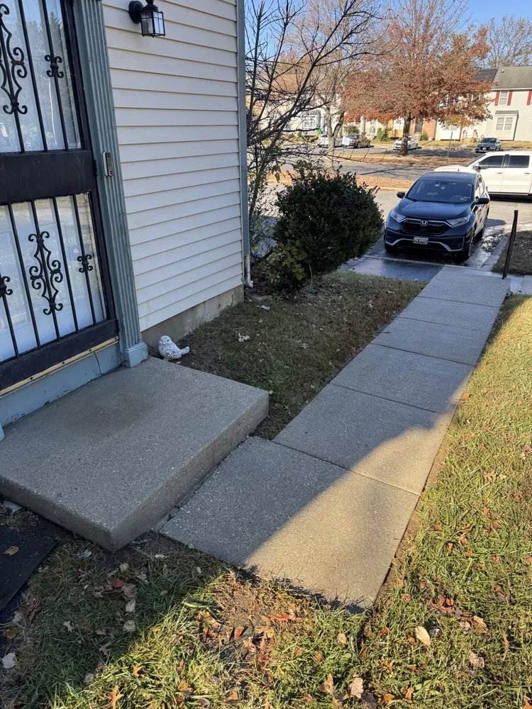 Expert yard maintenance with custom design in Clinton, MD by Where The Hose At