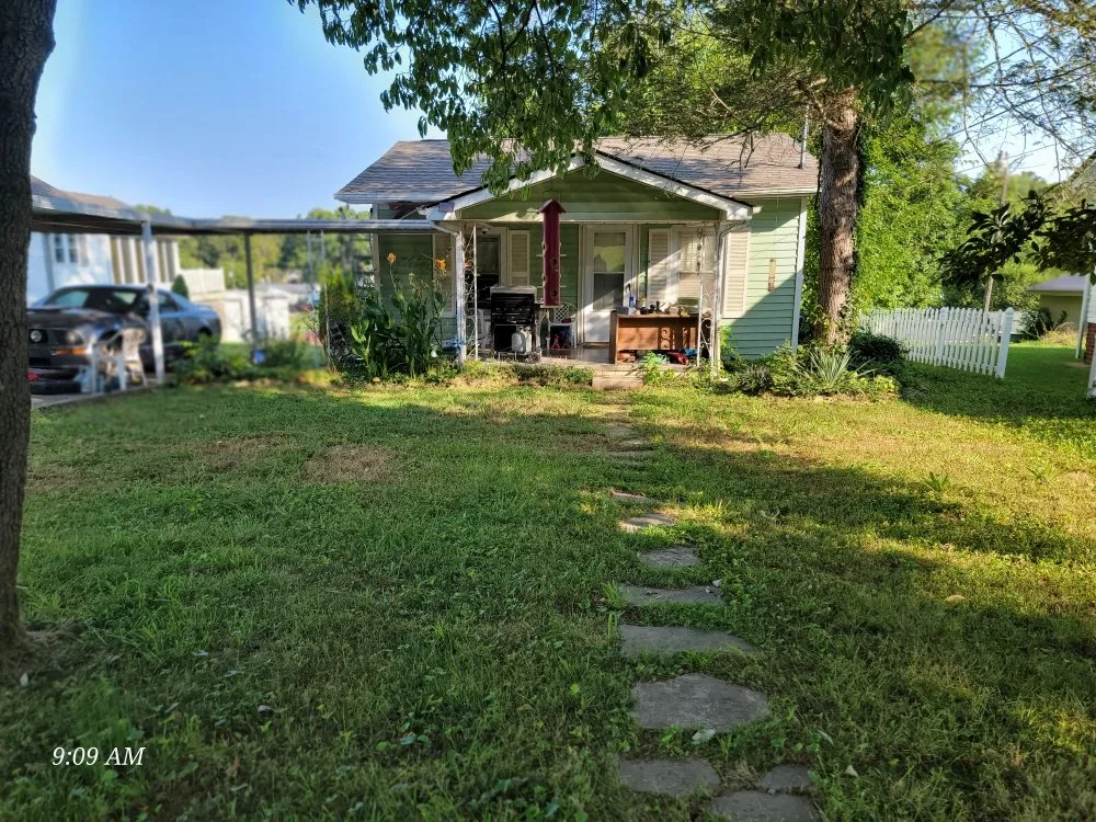 Affordable outdoor landscaping for year-round maintenance across Kodak, TN - Whip n Clip