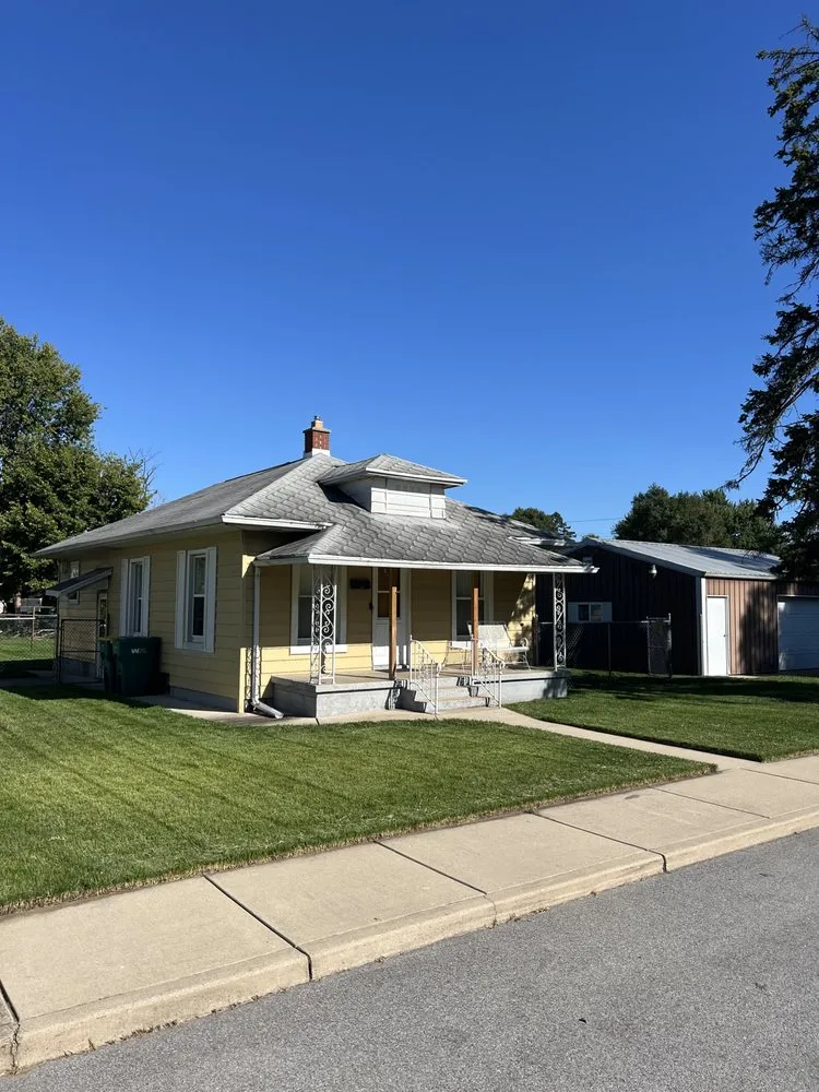 Local outdoor landscaping in Mishawaka, IN - Whisman Lawn and Landscape