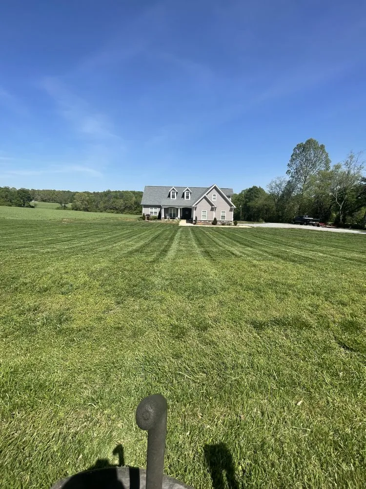 Affordable yard cleanup service experts serving Shelby, NC - Whitaker’s Lawncare Services