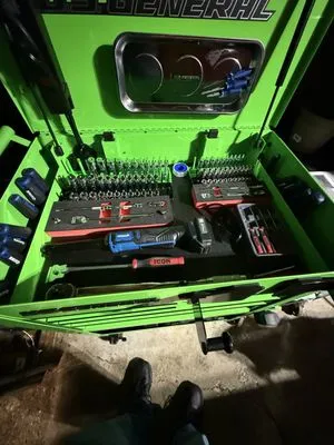 Whitakers Works Logo