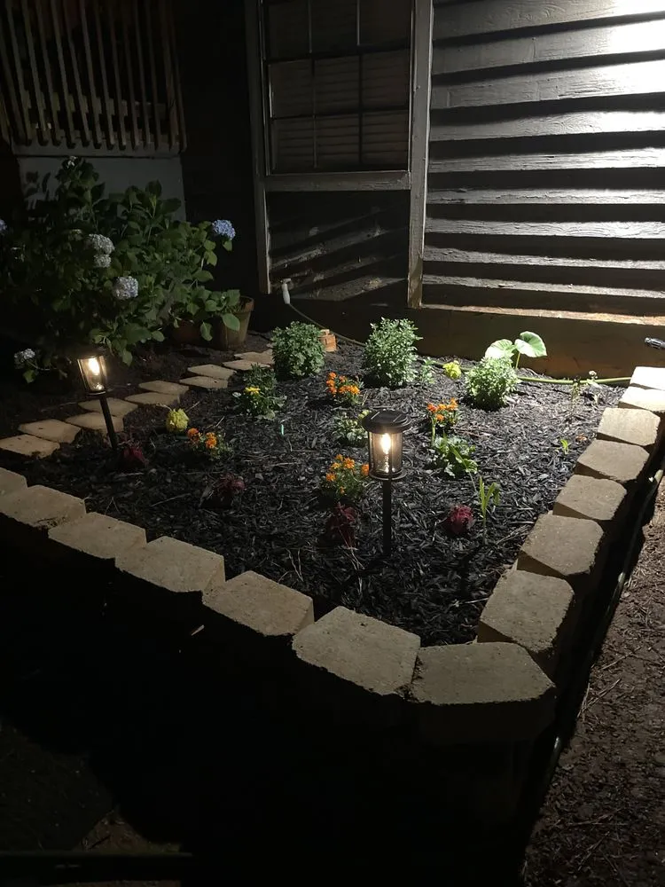 Top-rated landscape design in Norcross, GA by White Glove Gardeners