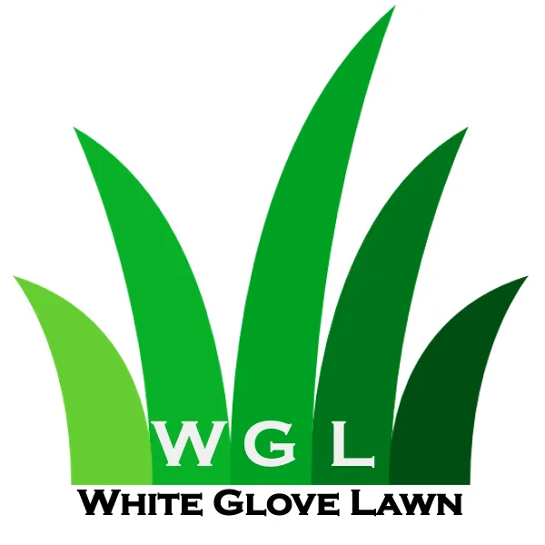Local lawn mowing service in Newtown, CT - White Glove Lawn Service