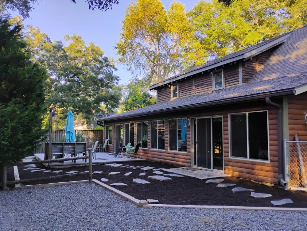 Affordable yard maintenance for homes across Southport, NC - White Magnolia Landscaping