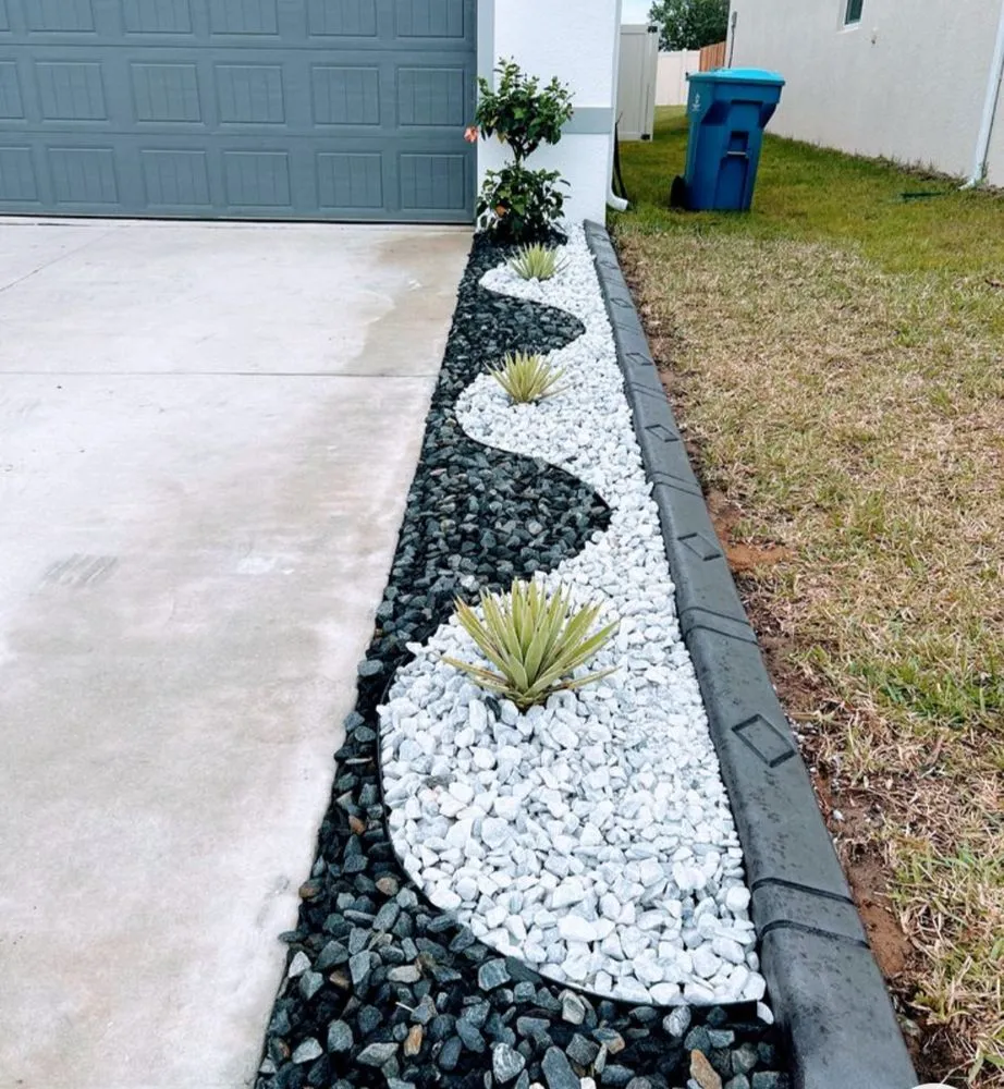 Trusted garden landscaping experts serving Southport, NC - White Magnolia Landscaping