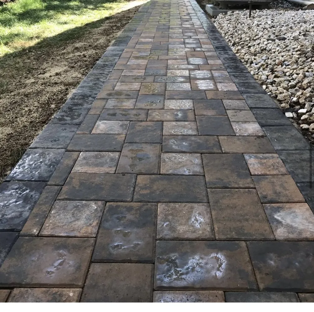 Top-rated lawn care service for homes in Fort Worth, TX by White Oak Landscaping