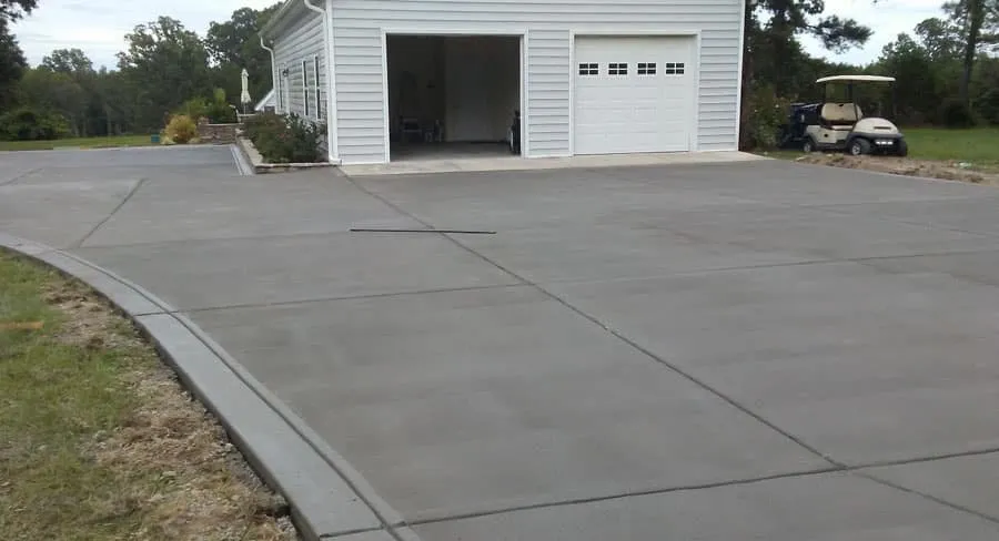 Local yard maintenance for outdoor upgrades in Raleigh, NC by White Oak Lawn & Landscaping