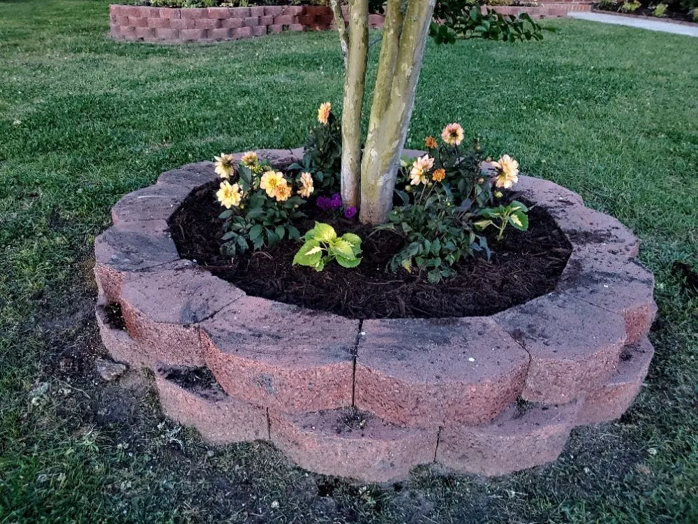 Expert garden landscaping for residential properties across Hubert, NC - White Oak Lawn Care
