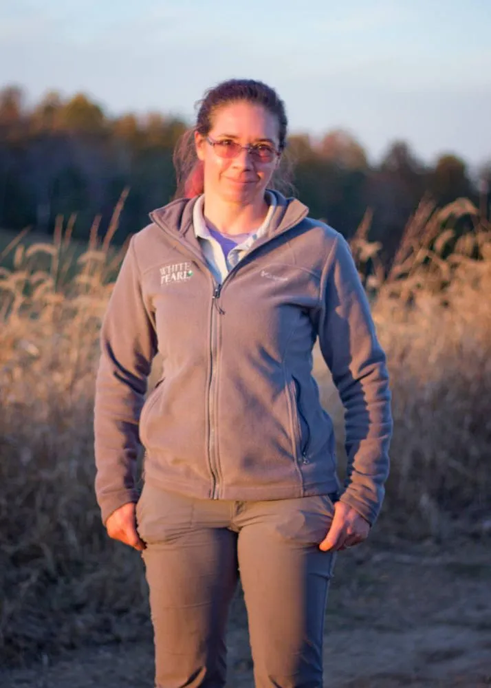 Expert garden landscaping in Leesburg, VA by White Pearl Management