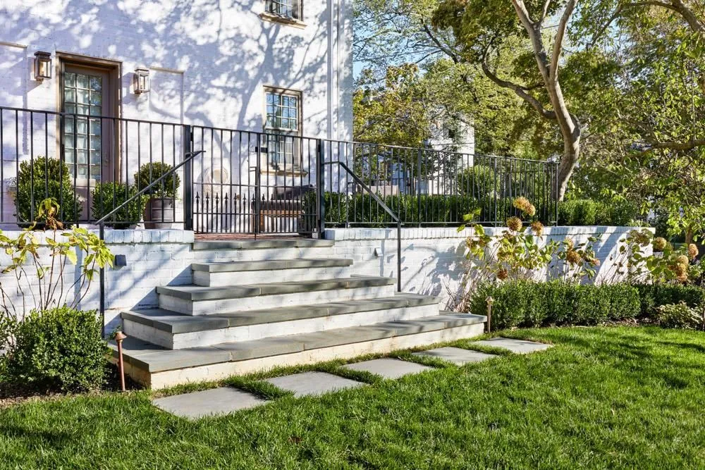 Expert landscaping services experts serving Leesburg, VA - White Pearl Management