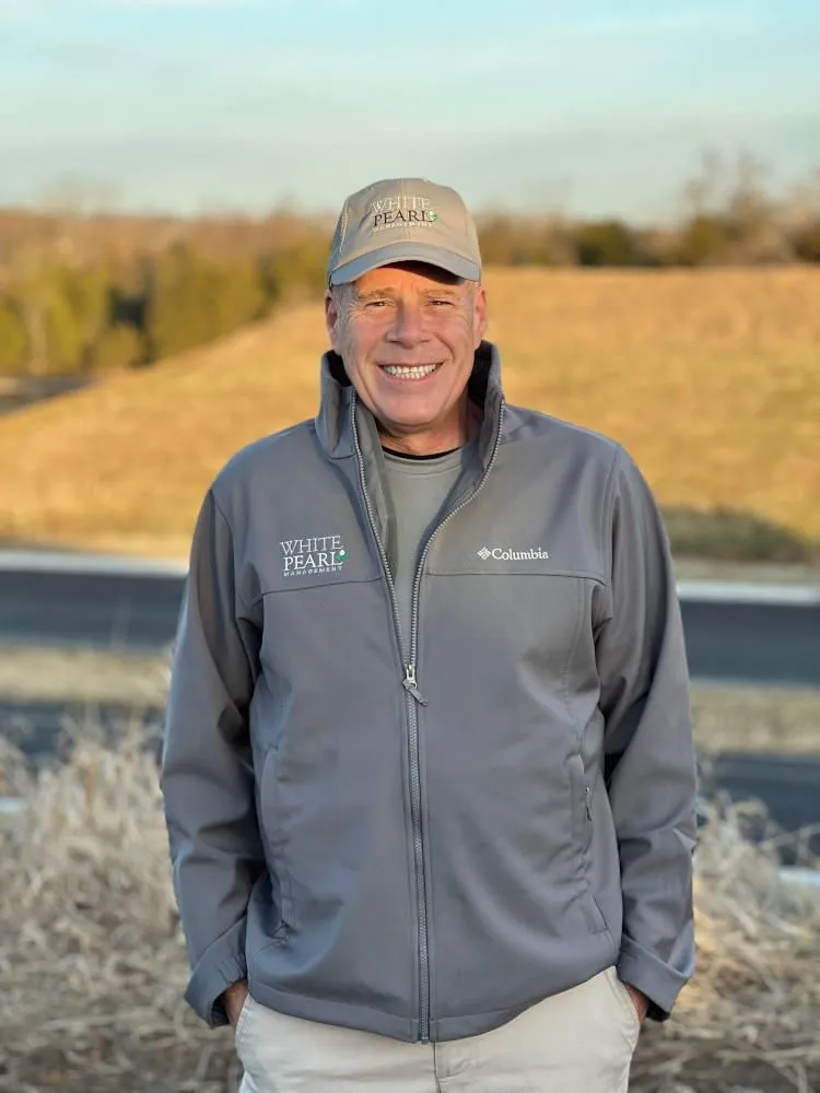 Local outdoor landscaping for beautiful yards in Leesburg, VA by White Pearl Management