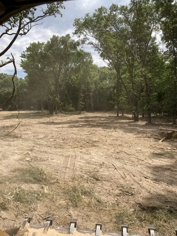 Professional landscaping services in Fayetteville, AR - White River Dirtworks