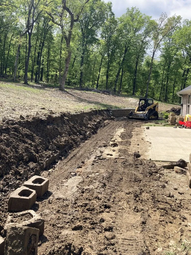 Affordable outdoor landscaping in Fayetteville, AR - White River Dirtworks