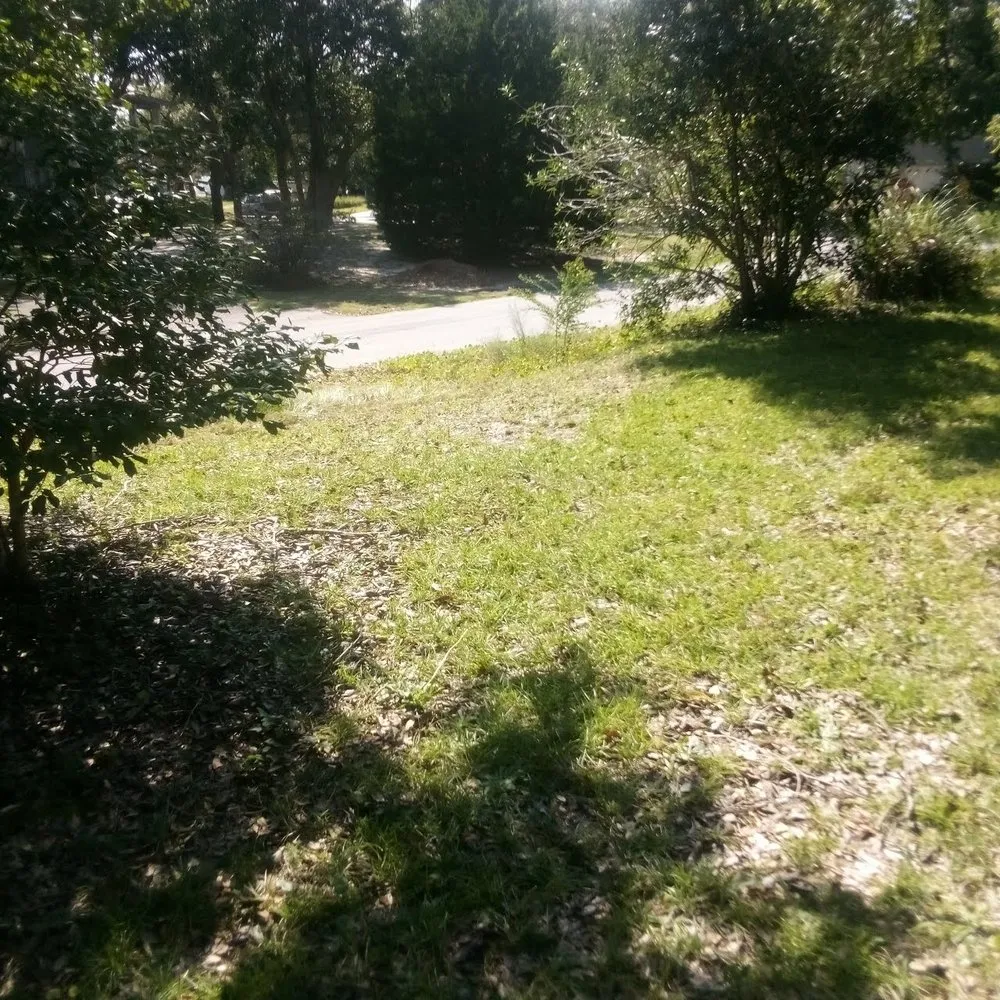 Affordable landscaping services in Winnabow, NC - Whitecz LawnCare and Cleaning