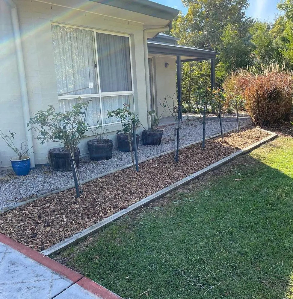 Custom yard cleanup service with custom design in Dallas, TX by Whitehall Lawn Care