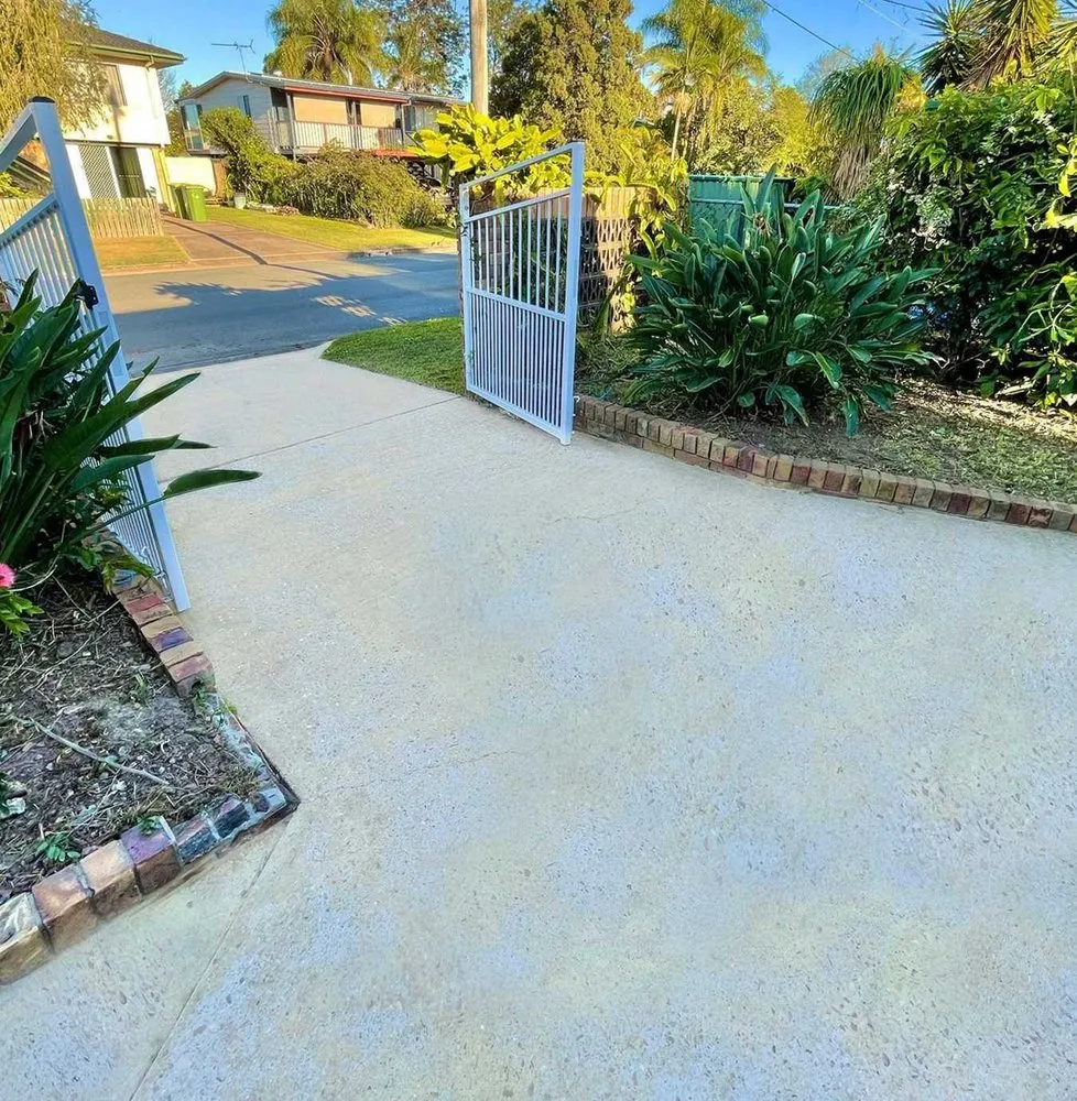 Trusted lawn care service in Dallas, TX - Whitehall Lawn Care