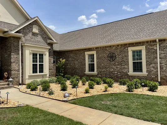 WhiteOak Landscape & Excavation Logo