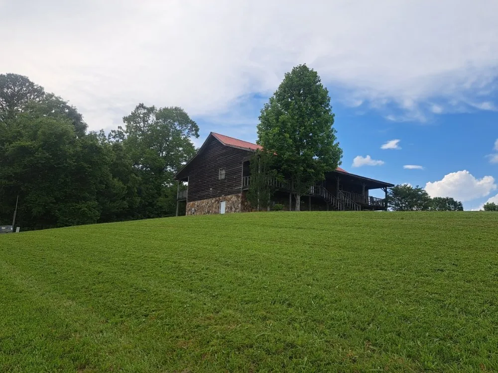 Trusted yard maintenance experts serving Rock Spring, GA - Whiteoak mountain lawn care