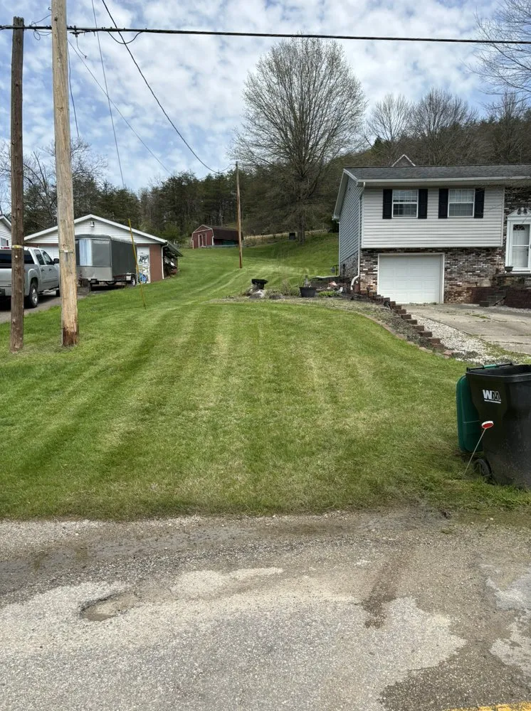 Custom lawn mowing service in Hurricane, WV by White’s Lawn And Tree