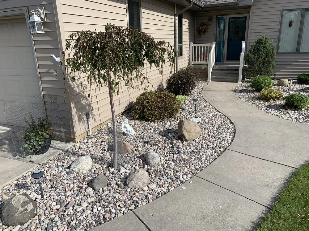 Top-rated yard maintenance in Escanaba, MI - Whites Lawn Service