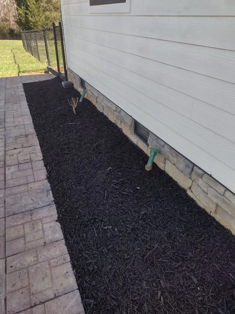 Top-rated garden landscaping with custom design across Friendsville, TN - Whites Property Maintenance
