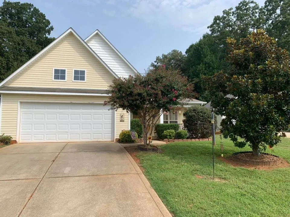 Top-rated outdoor landscaping with custom design across Statesville, NC - whitlock landscaping